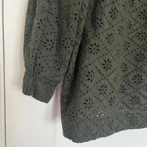 Like new! Gap Olive Green Eyelet Blouse | Size Large